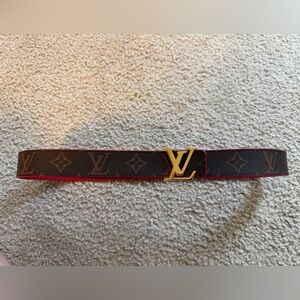 LOUIS VUITTON Reversible Monogram M9043 LV Initial Belt 80/32 Red